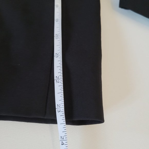 RESERVED Women's Black Business Blazer One Button Size 34 - Picture 9 of 9